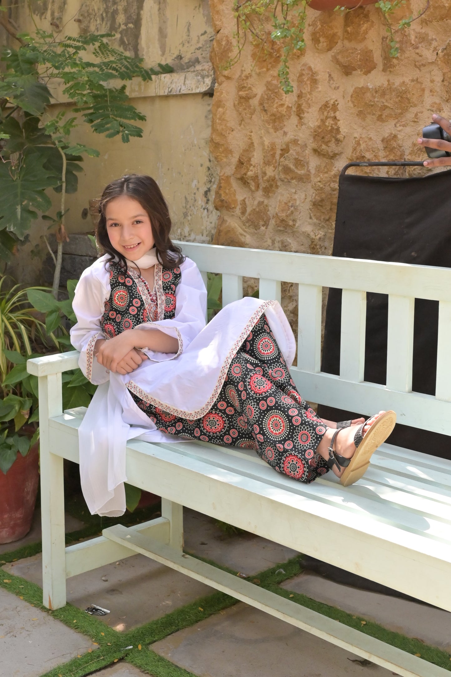 Plain Rottery with printed Lawn 12