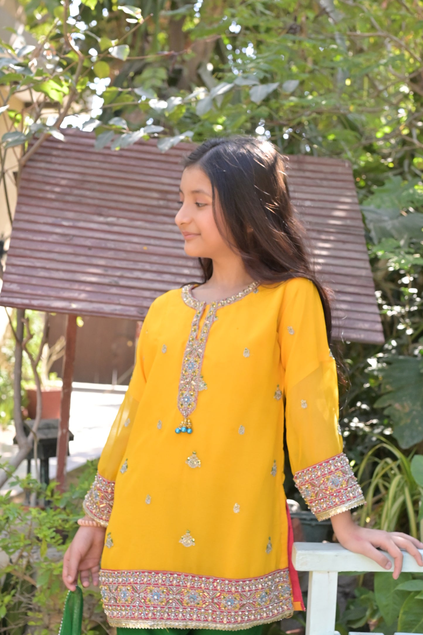 LC-A-511 | Yellow & Green | Formal 3 Pcs suit | Crinkle Chiffon With Lauraksi Fabric