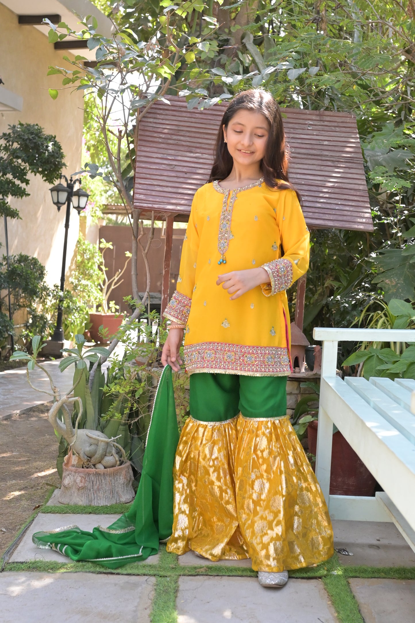 LC-A-511 | Yellow & Green | Formal 3 Pcs suit | Crinkle Chiffon With Lauraksi Fabric