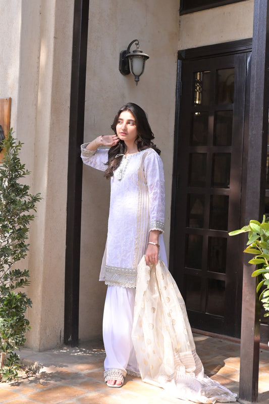 LC-A-508  | White & Gold | Formal 3 Pcs Suit | Basic [Weightless] Chiffon
